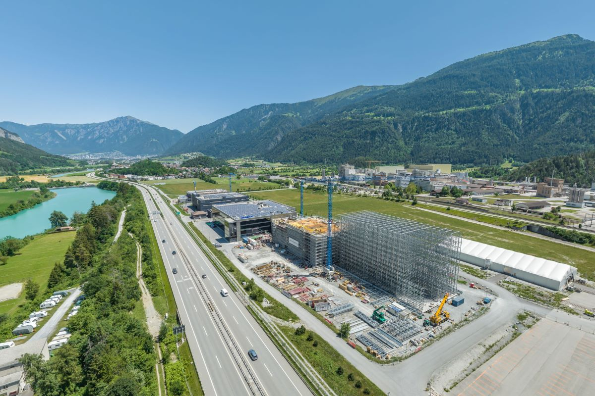Swiss industrial company acquisition financed via Credit-Linked Note (CLN)